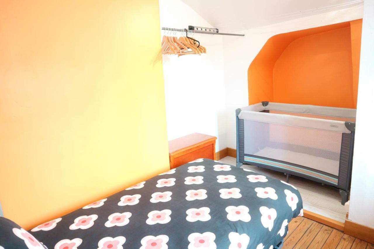 La Petite Maison Des Halles Appartamento Tours Esterno foto